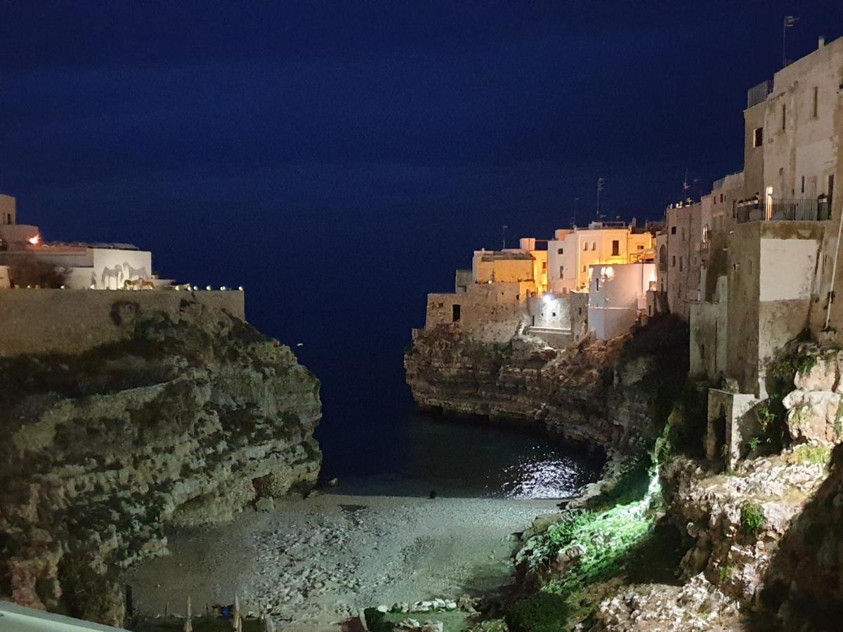 White Suite Polignano 08 Polignano a Mare Buitenkant foto